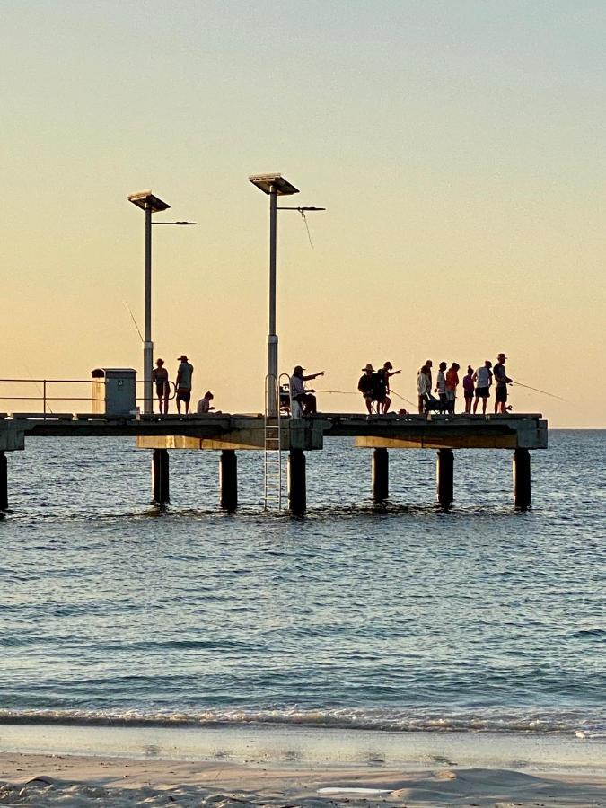 Central Views Jurien Bay Extérieur photo