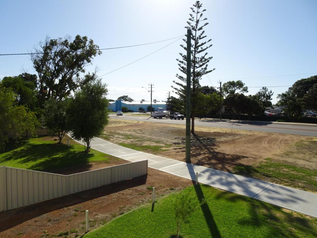 Central Views Jurien Bay Extérieur photo