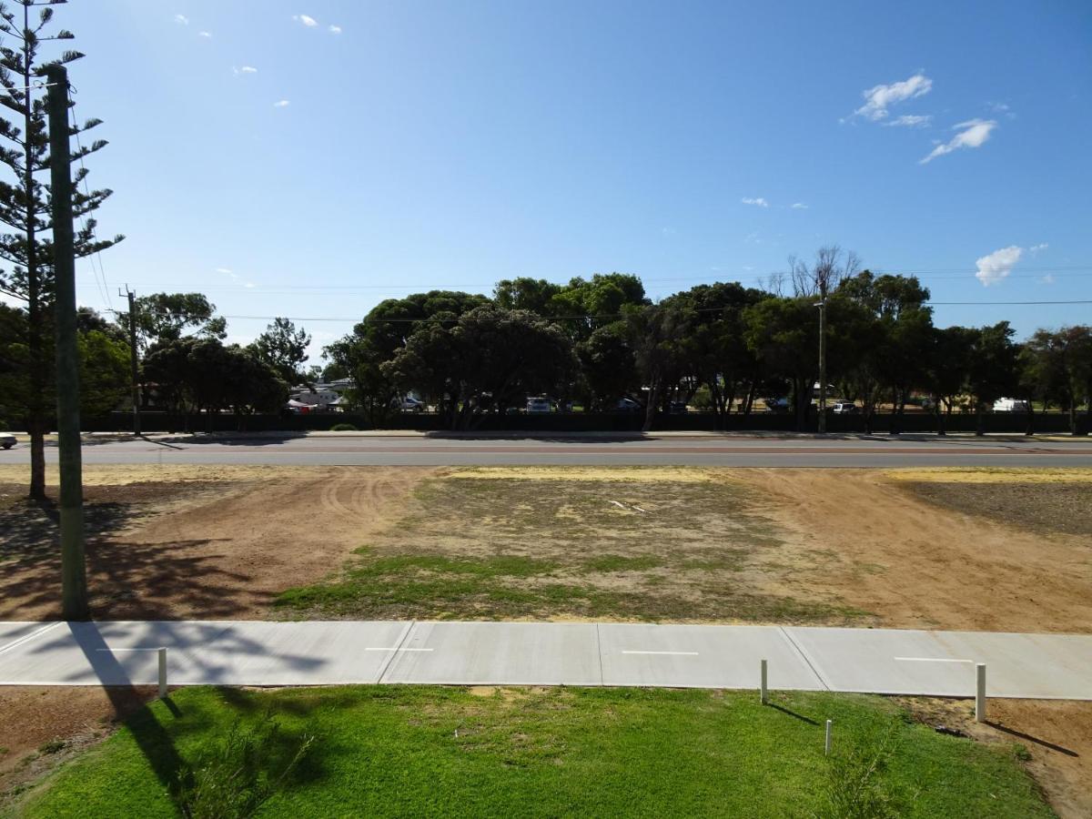 Central Views Jurien Bay Extérieur photo