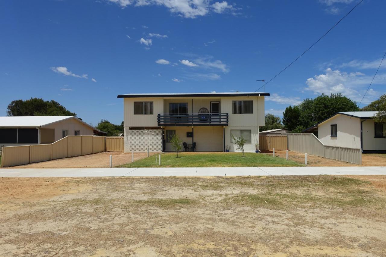 Central Views Jurien Bay Extérieur photo